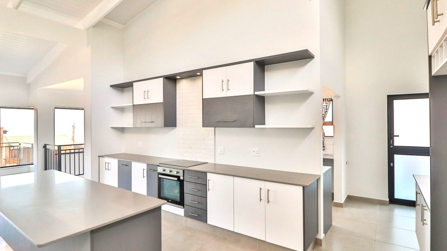 3 Bedroom Property for Sale in Dana Bay Western Cape